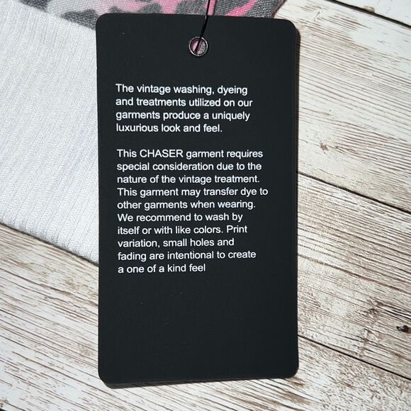 CHASER Super Soft Leopard Sweater Sweatshirt Ribbed Collar Cuffs Hem Size S NWT - Picture 5 of 9